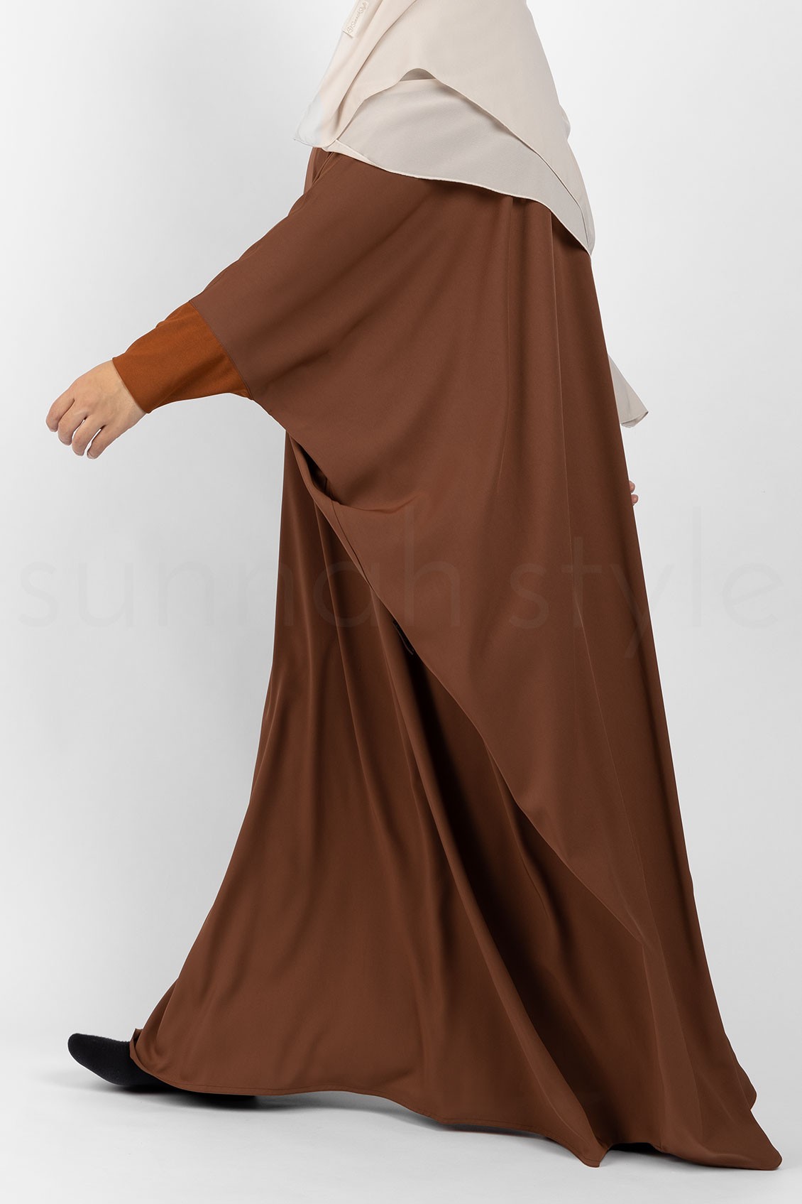 Sunnah Style Classic Bisht Abaya Russet Brown